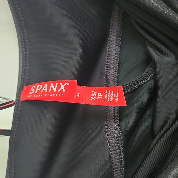Spanx Faux Leather Leggings Size xs - Picture 6 of 10